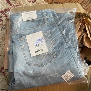 Mica Denim Women's High Rise Jeans - Light Blue